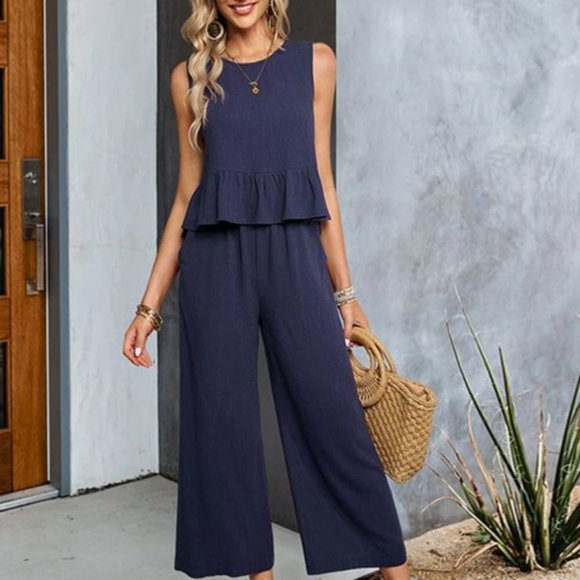 Pants - NWOT Peplum Top & Wide-Leg Crop Pants